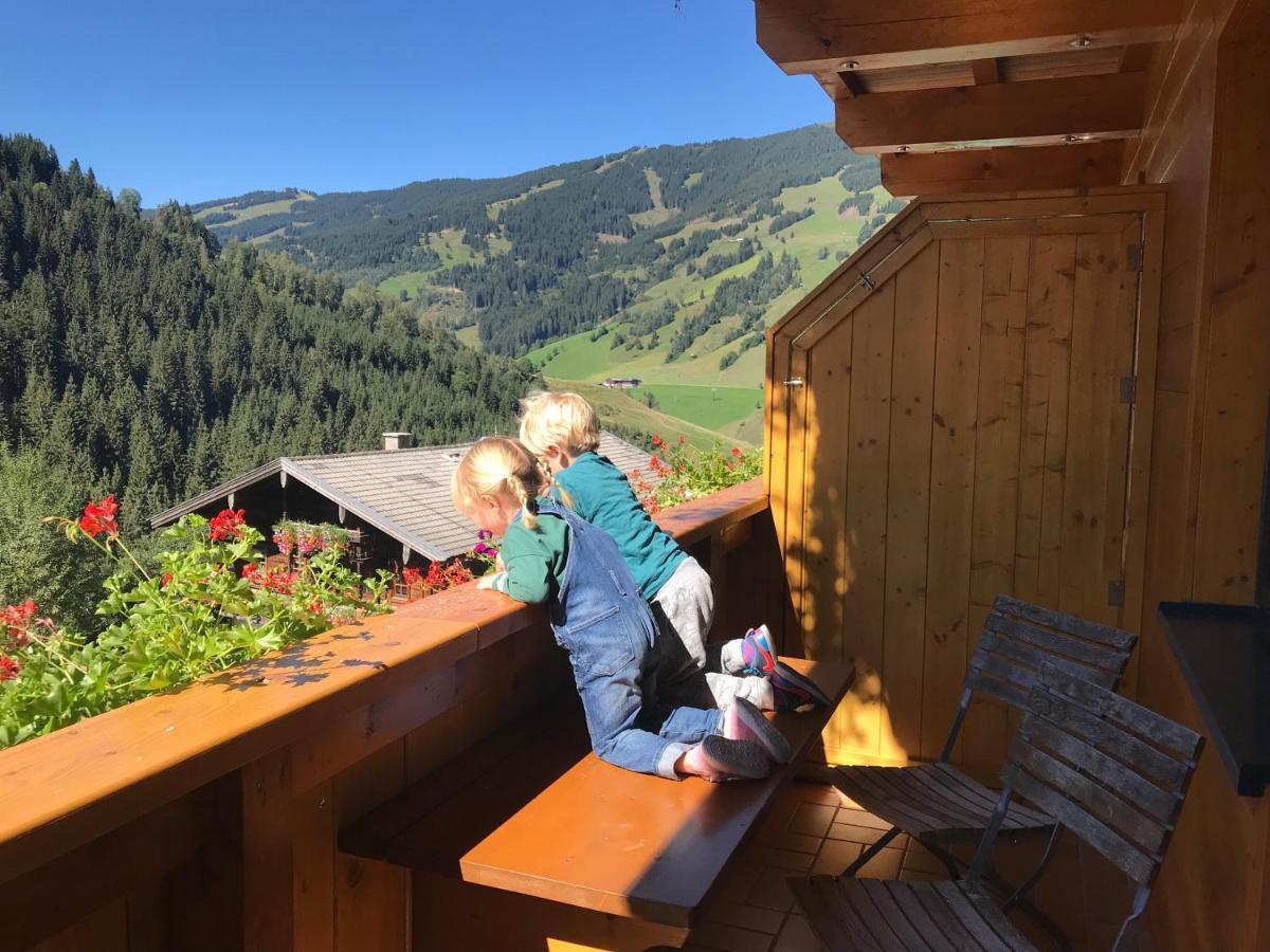 Landhaus Taxach Saalbach-Hinterglemm Exterior foto